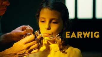 Earwig - La bambina con i denti di ghiaccio (2021)